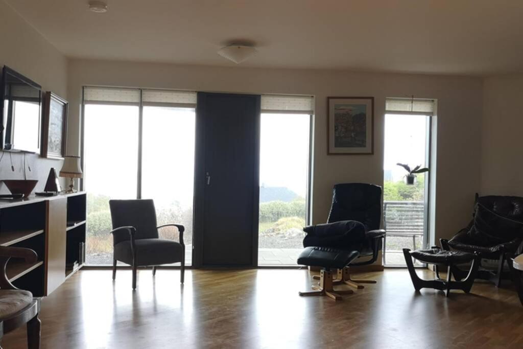 Large Apartment With Fabulous View Of Tórshavn Exterior foto